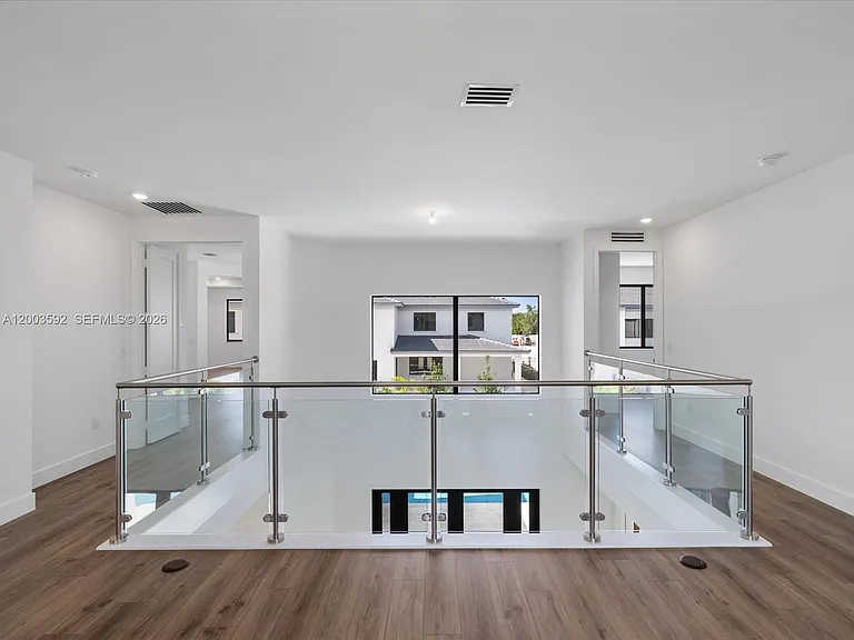 19602 NE 14th Ct — Photo 59