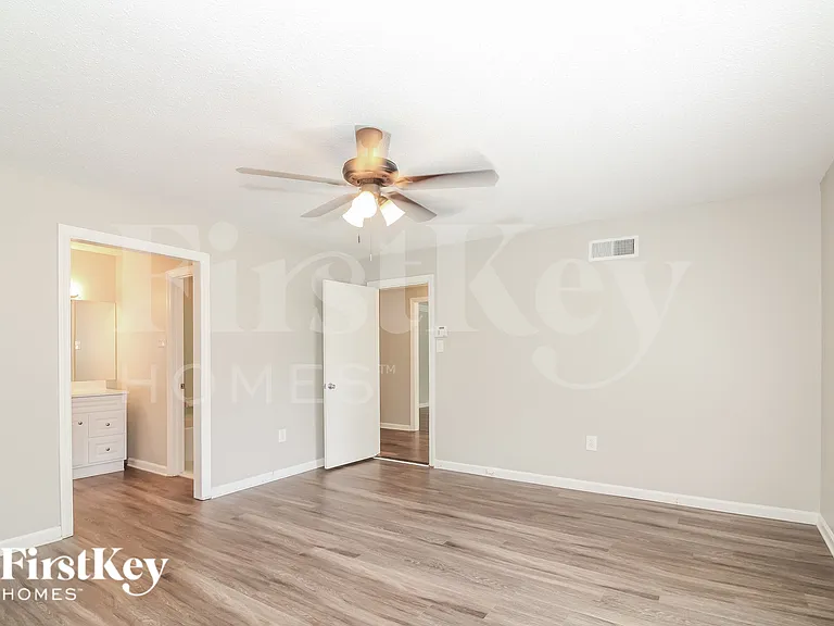 3007 Wood Thrush Dr — Photo 7