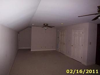 2nd image of 34 The Oaks Cir