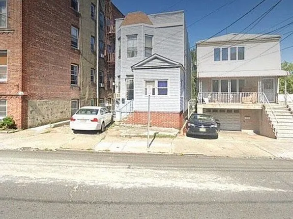 107 Tonnele Ave, Jersey City, NJ 07306