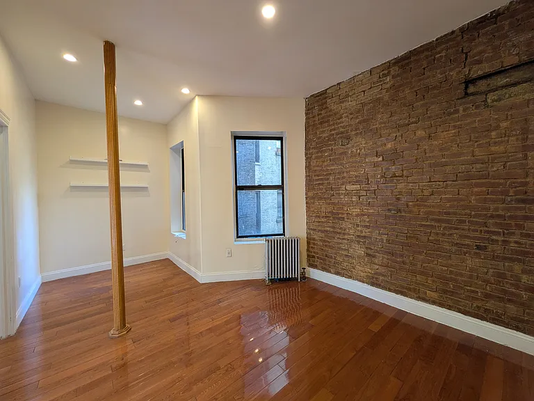 533 W 158th St #32 — Photo 2