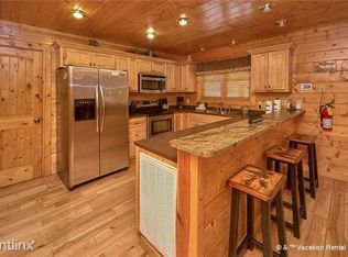 930 Vixen Run, Gatlinburg, TN 37738