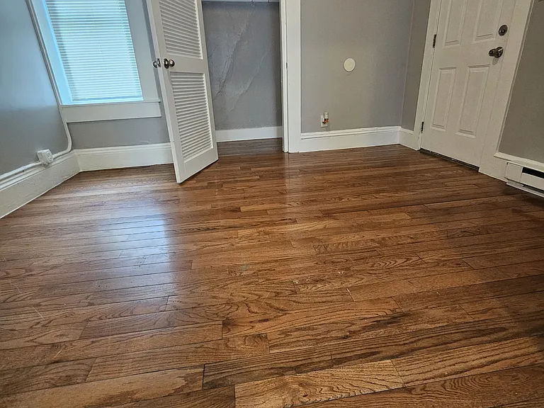197 N Main St — Photo 3