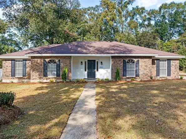 2620 Shay Ct, Mobile, AL 36695