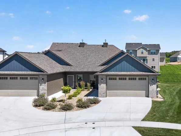 877 Picadilly Ln NW, Rochester, MN 55901