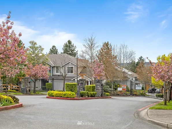 5003 Lake Ave S #32-B, Renton, WA 98055