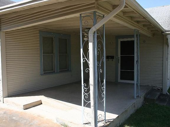 2nd image of 214 Ward Ave