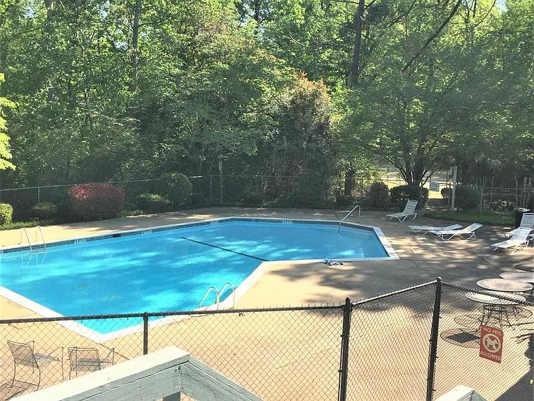Community pool