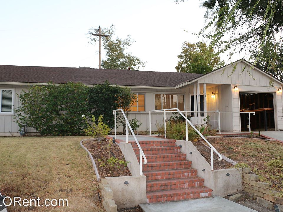 1st image of 321 Tolosa Way