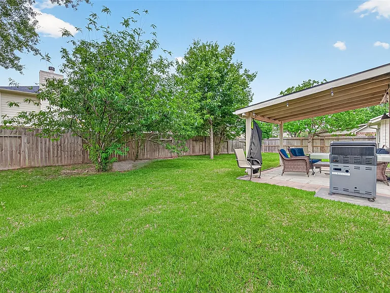 2910 Barton Meadow Ln — Photo 43