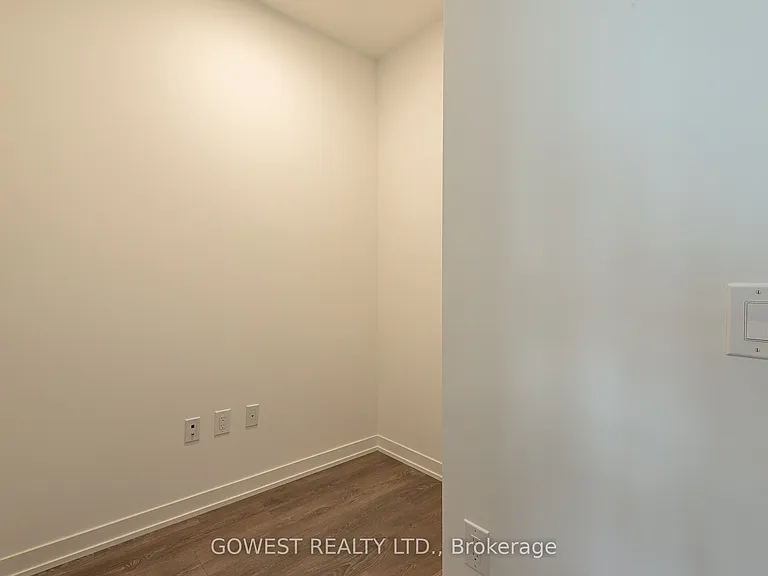 20 Richardson St #2702 — Photo 14