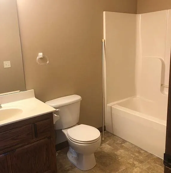 1301 Tracy Ave #106 — Photo 8