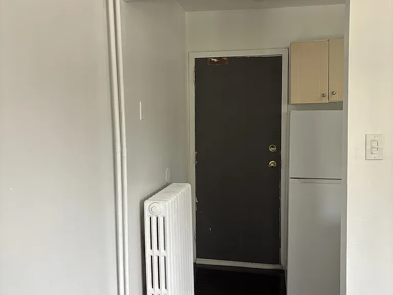 124 Spencer Ave — Photo 6