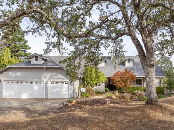 15 La Colina Ter, Anderson, CA 96007