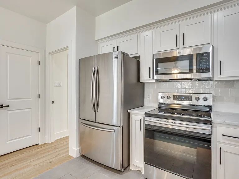 3211 Forest Park Blvd — Photo 16