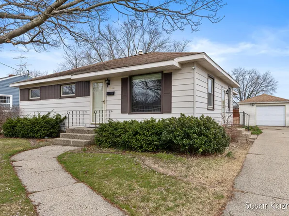 4340 Illinois Ave SW, Wyoming, MI 49509