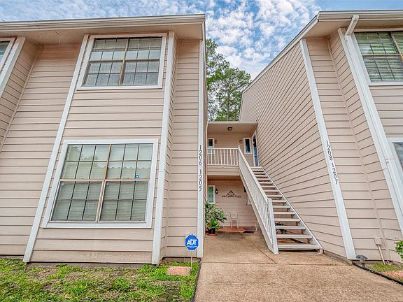 2nd image of 14911 Wunderlich Dr APT 1206