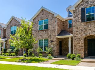 1270 Alamo Dr, Lewisville, TX 75077
