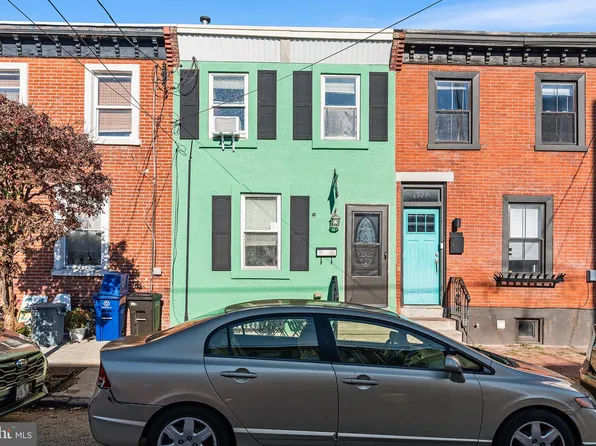 2625 E Dauphin St, Philadelphia, PA 19125