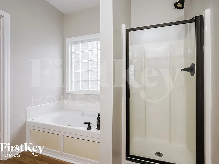 2285 Glen Cove Way — Photo 10