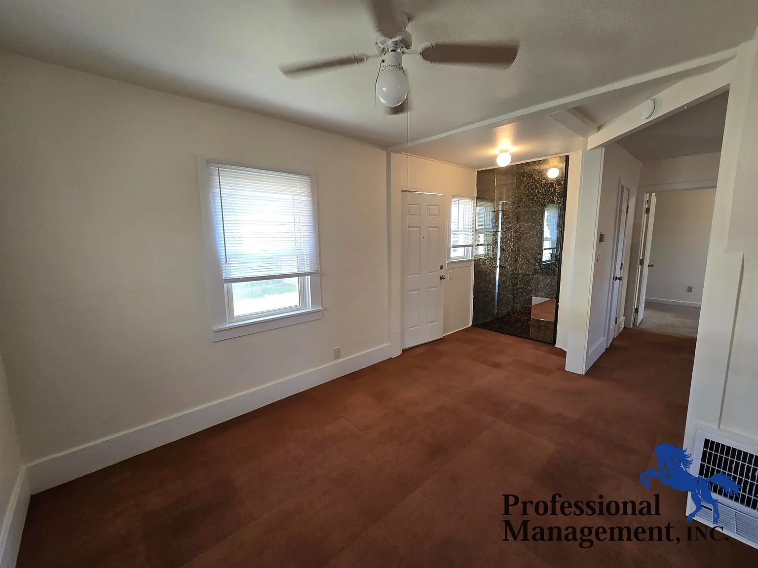 2 bed, 660 sqft, $1,095 — Photo 2