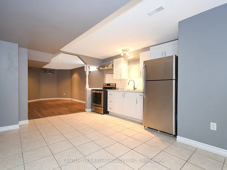 25 Monte Carlo Dr #BASEMENT — Photo 8