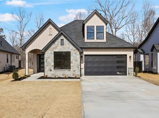 122 Rolling Wood Dr, Clemson, SC 29631