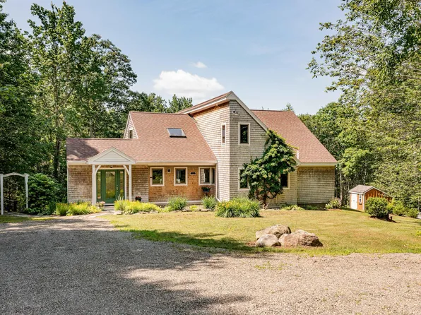 2 Springbrook Way, Rockport, ME 04856