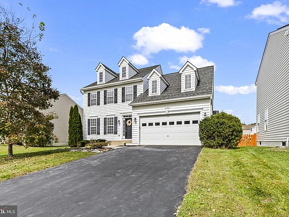 3rd image of 6187 McCarthy Dr