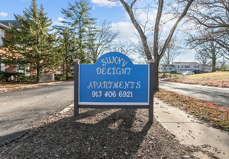8325 Lowell Ave #4 — Photo 4