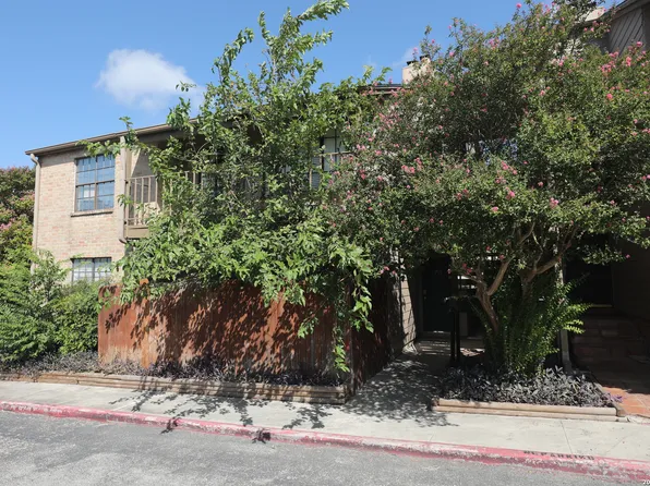 7711 CALLAGHAN RD APT 705, San Antonio, TX 78229