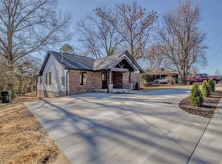 411 E Sevier St, Benton, AR 72015