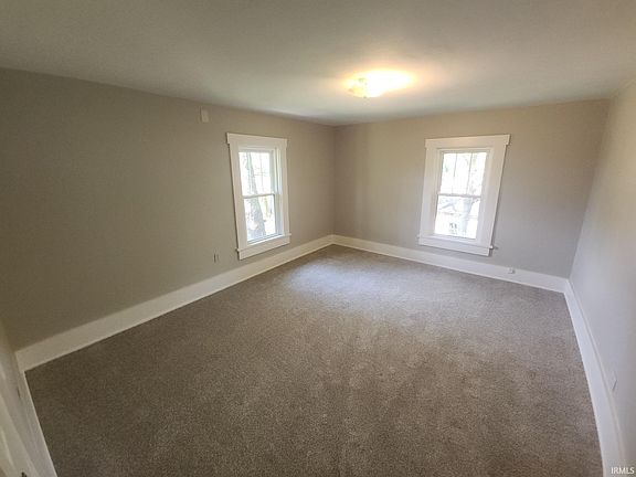 3rd image of 3004 Perrysburg Rd
