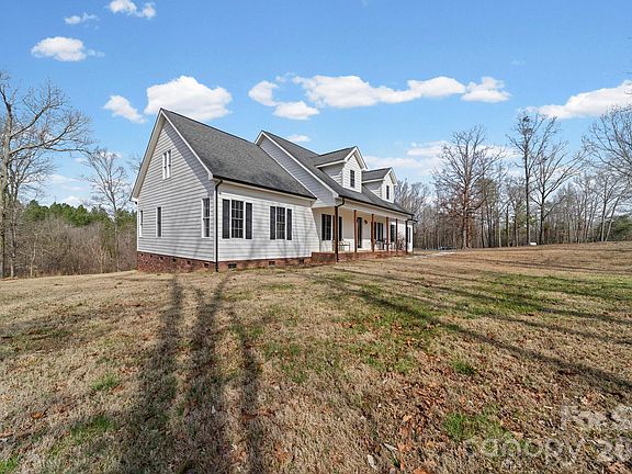 4th image of 10962 Busbin Rd