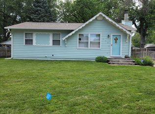 172 Wendover Dr, Council Bluffs, IA 51503