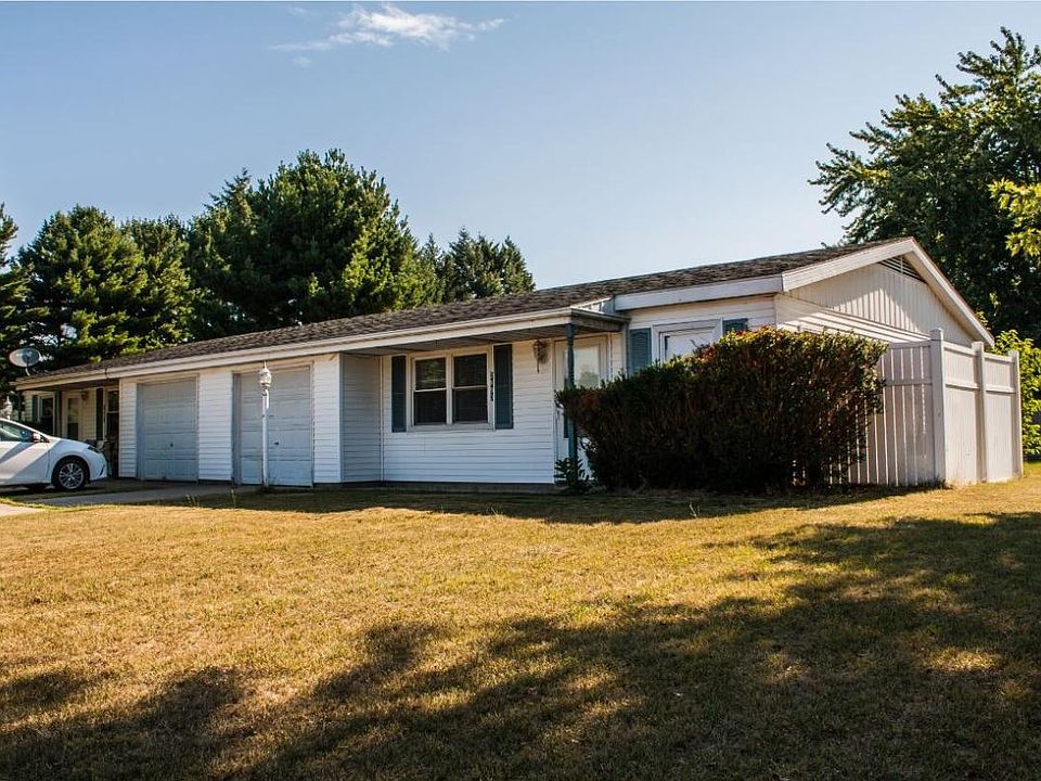 1st image of 3893 Victoria Ct