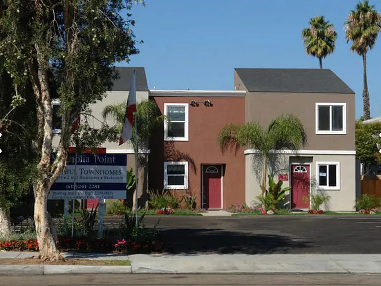 756 S Magnolia Ave #9 — Photo 5