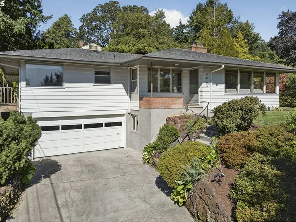 2963 SW Sunset Blvd, Portland, OR 97239