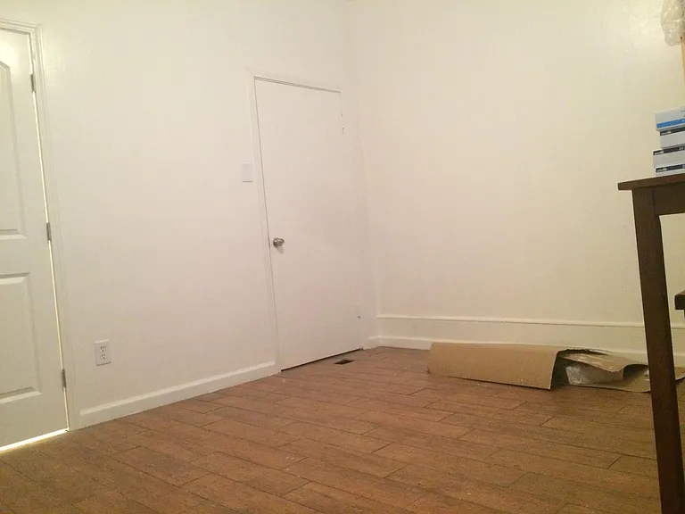 1074 Curran St NW #A — Photo 3