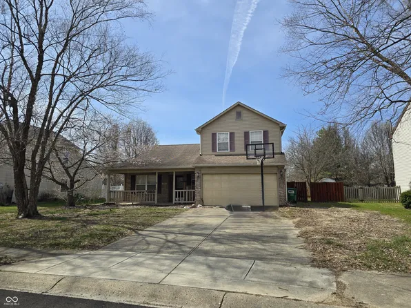 1130 N Threshing Ct, Cumberland, IN 46229