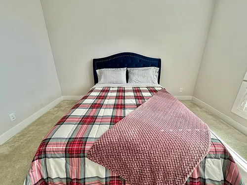 141 Evergreen Way Photo 1