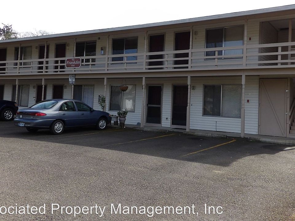1st image of 150 NE Jackson St APT 8