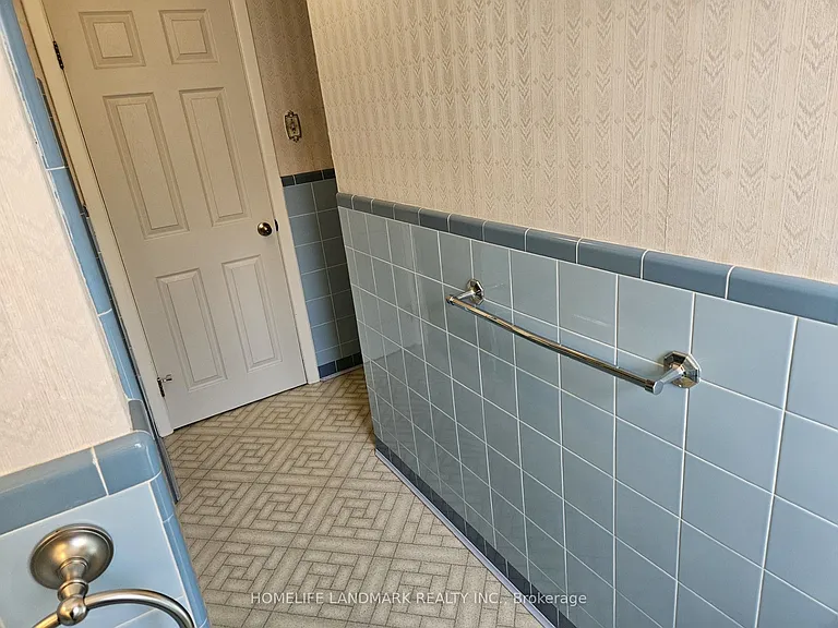 147 Fitzgibbon Ave #MAIN — Photo 19