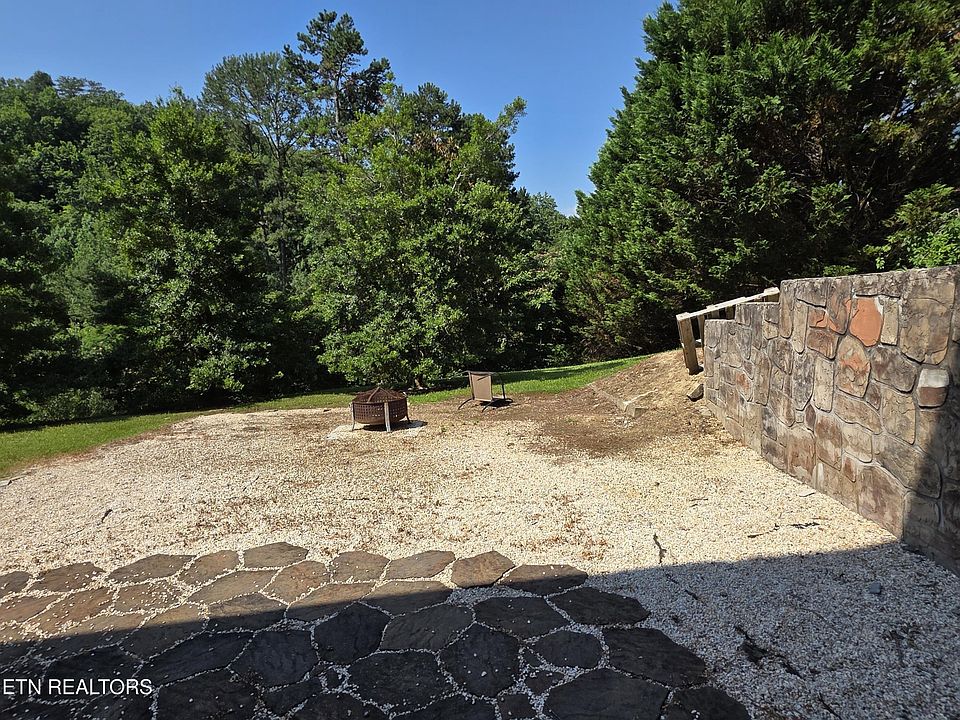 1425 Nicoha Blvd, Sevierville, TN 37876 | MLS #3051784 | Zillow