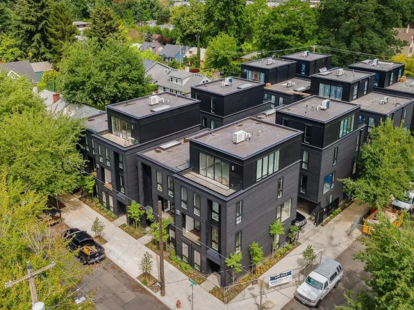2817 NW Thurman St #7A, Portland, OR 97210