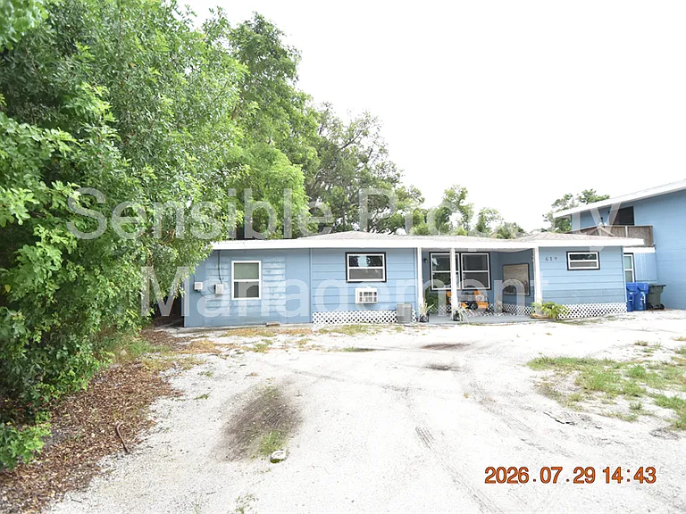 419 Stremma Rd #5 — Photo 20