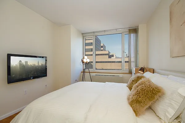 Rented by Alpha Properties NYC I LLC | media 21