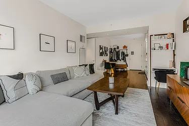 Rented by R New York