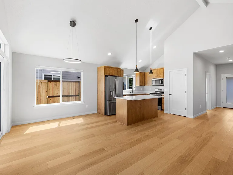 223 Talent Ave #A — Photo 10