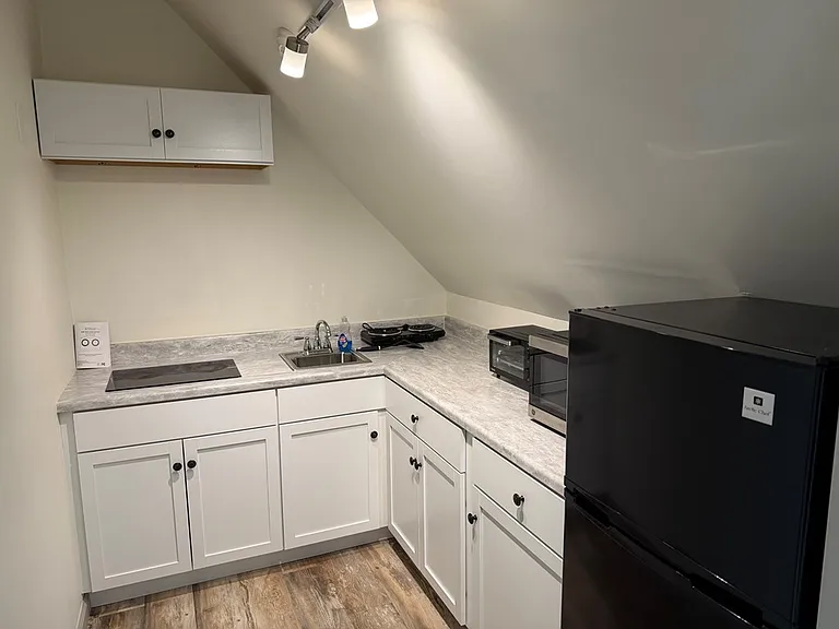 13 Morris Ln #I — Photo 6